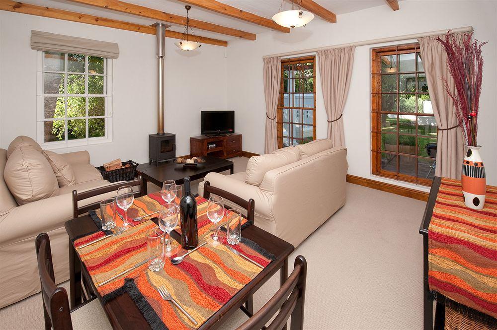 La Galiniere Guest Cottages ฟรันเชิค ภายนอก รูปภาพ