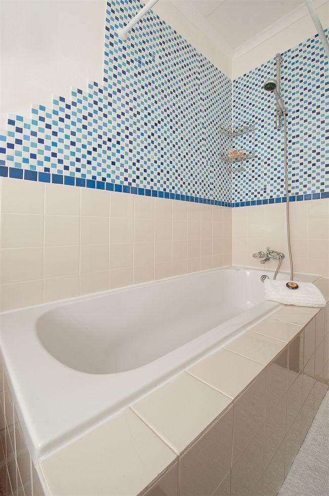La Galiniere Guest Cottages ฟรันเชิค ภายนอก รูปภาพ